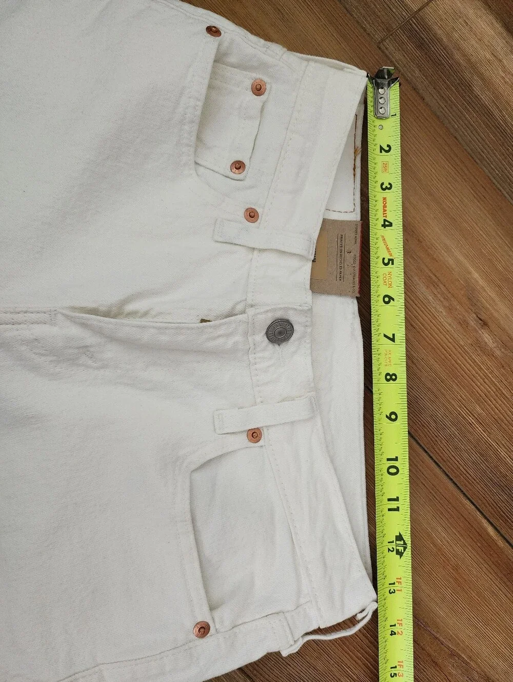 Levi's 412 Slim Men's Shorts 27 Off-White